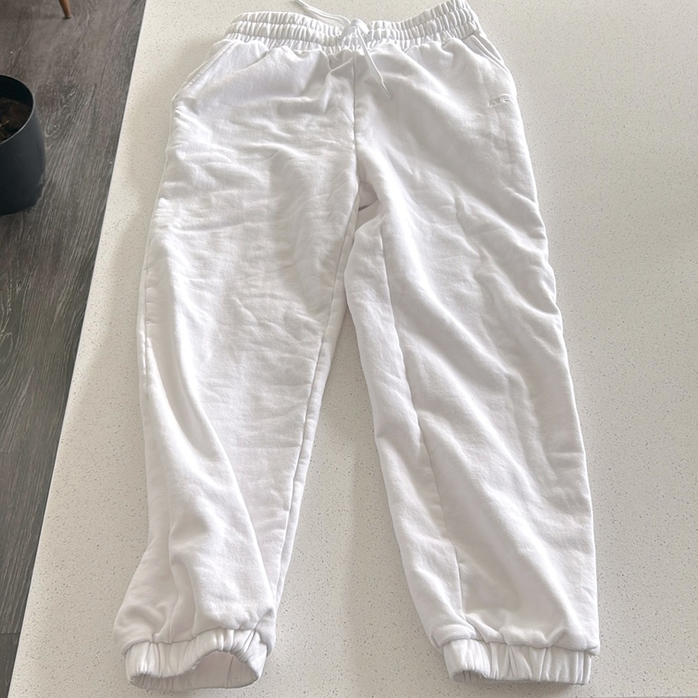 Gently used AYBL sweatpants women M white